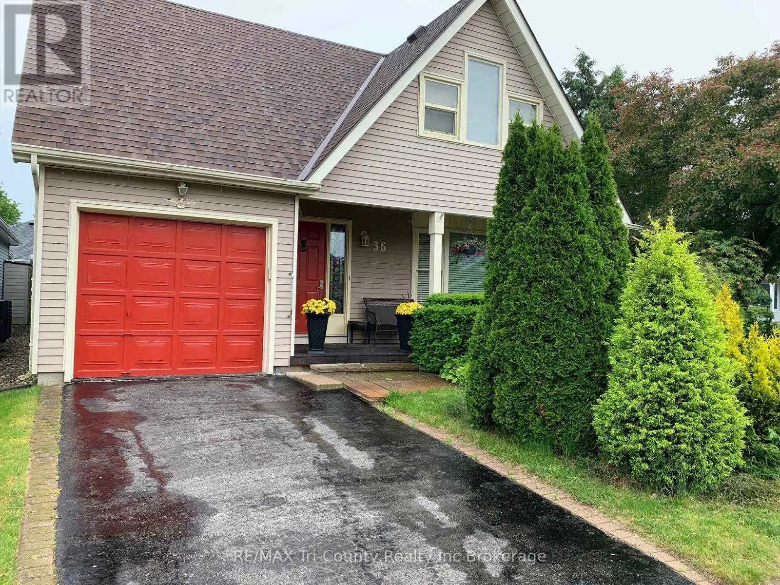 36 SINCLAIR DRIVE