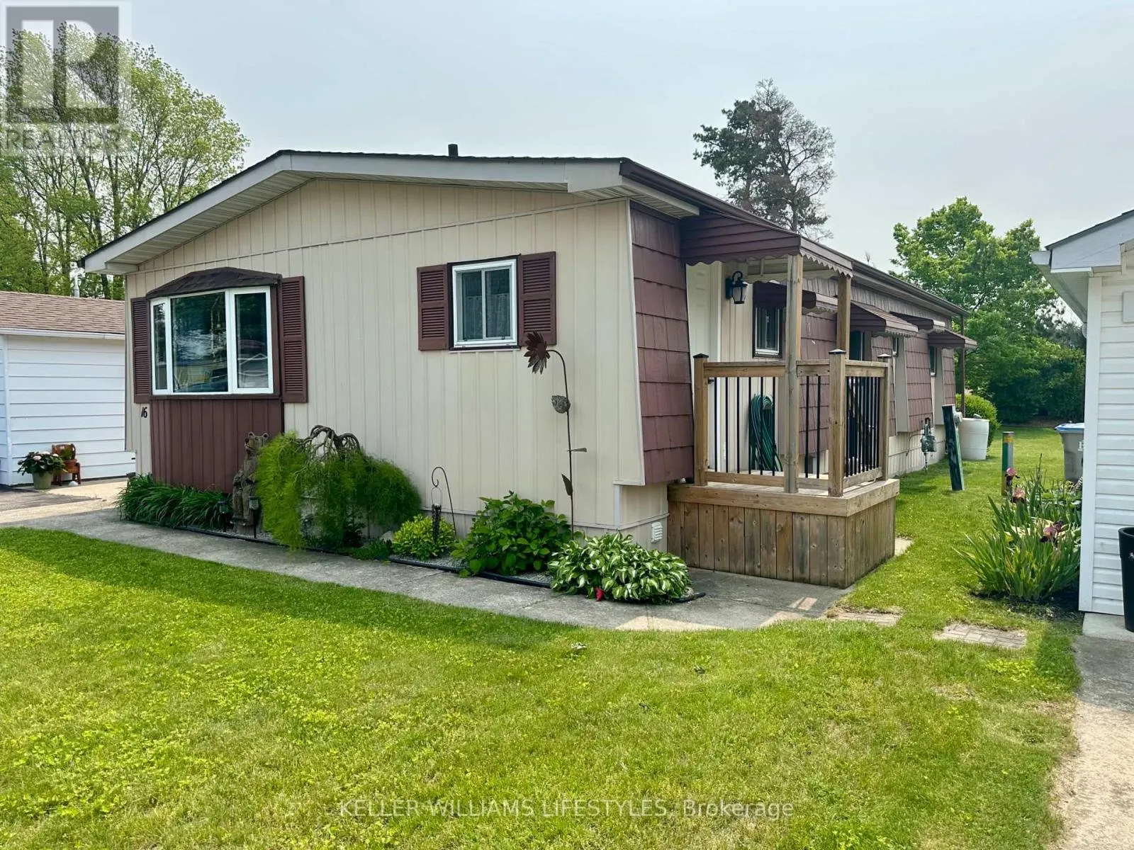 16 VELMA STREET