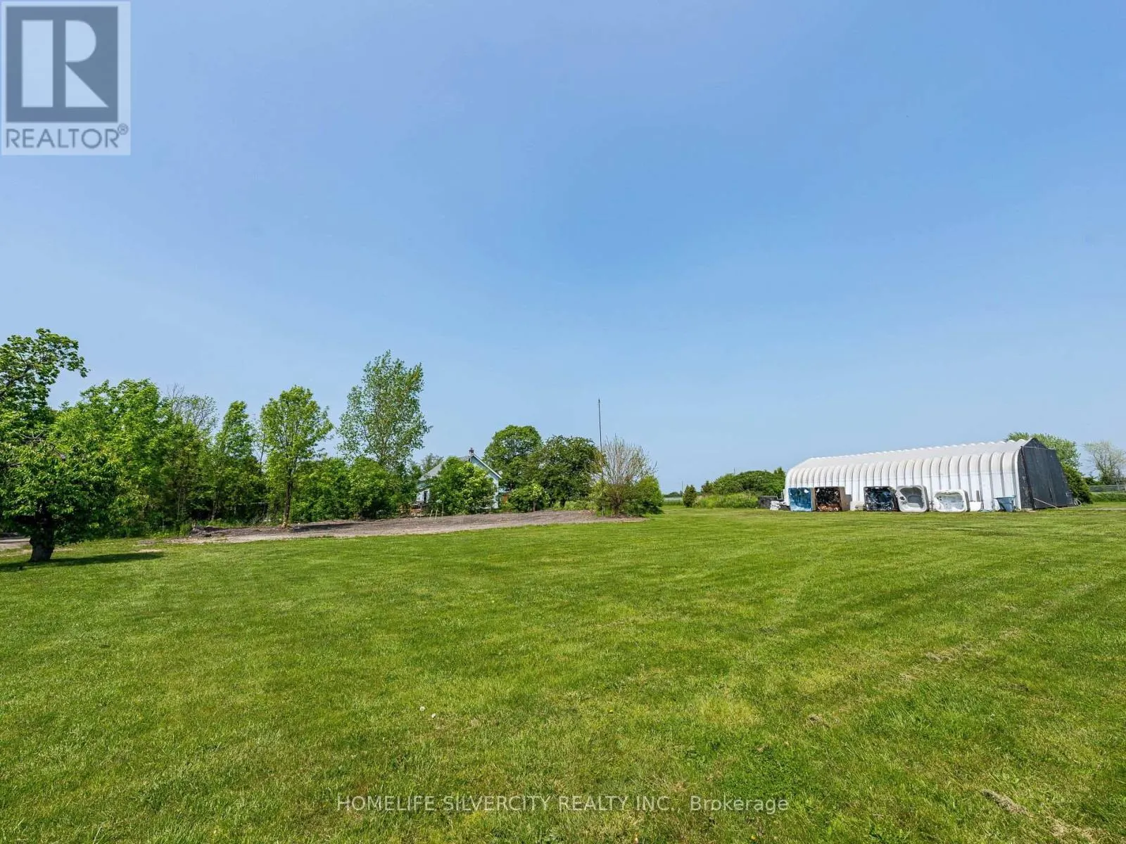 4613 N SERVICE ROAD
