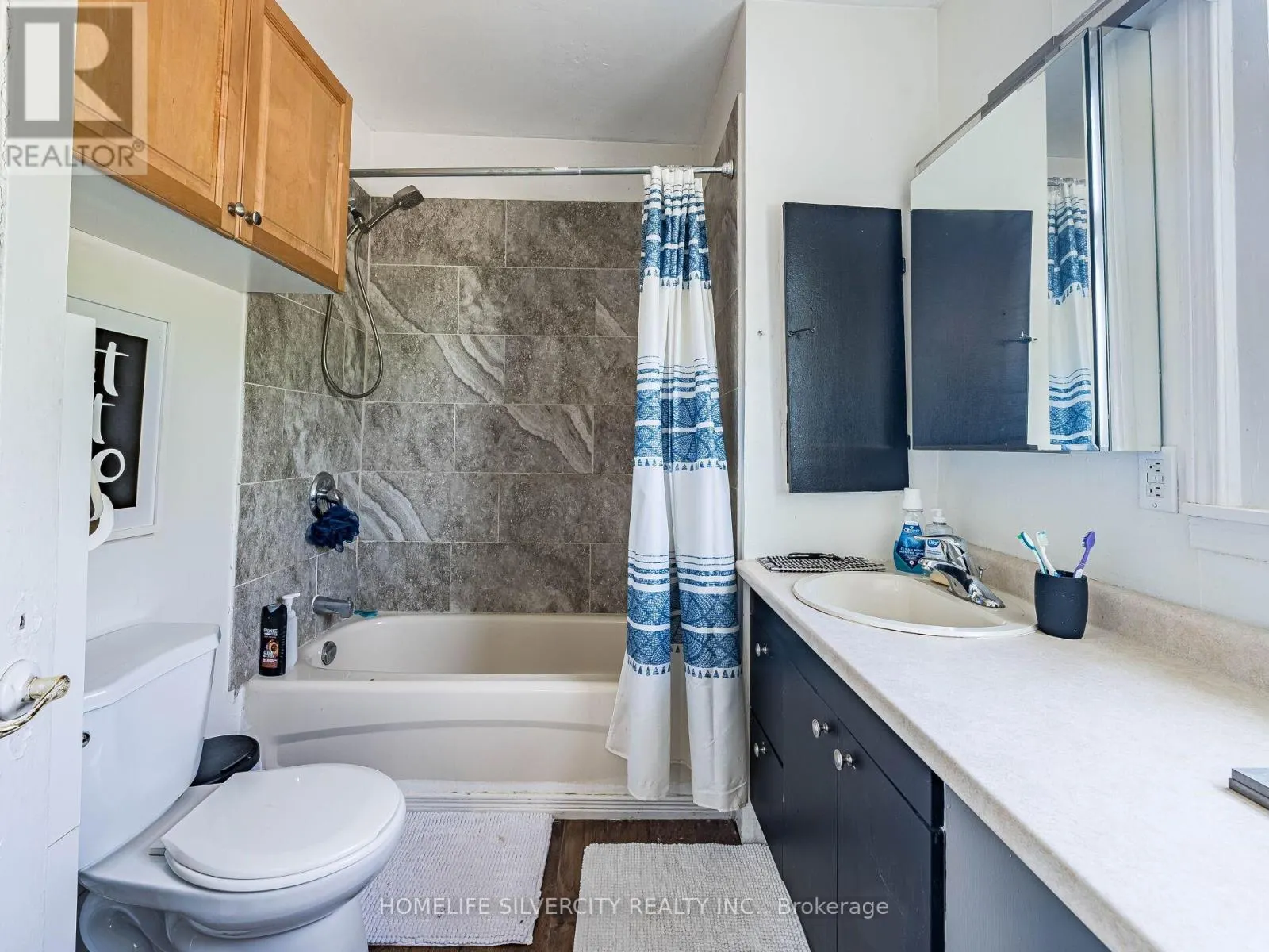 4613 N SERVICE ROAD