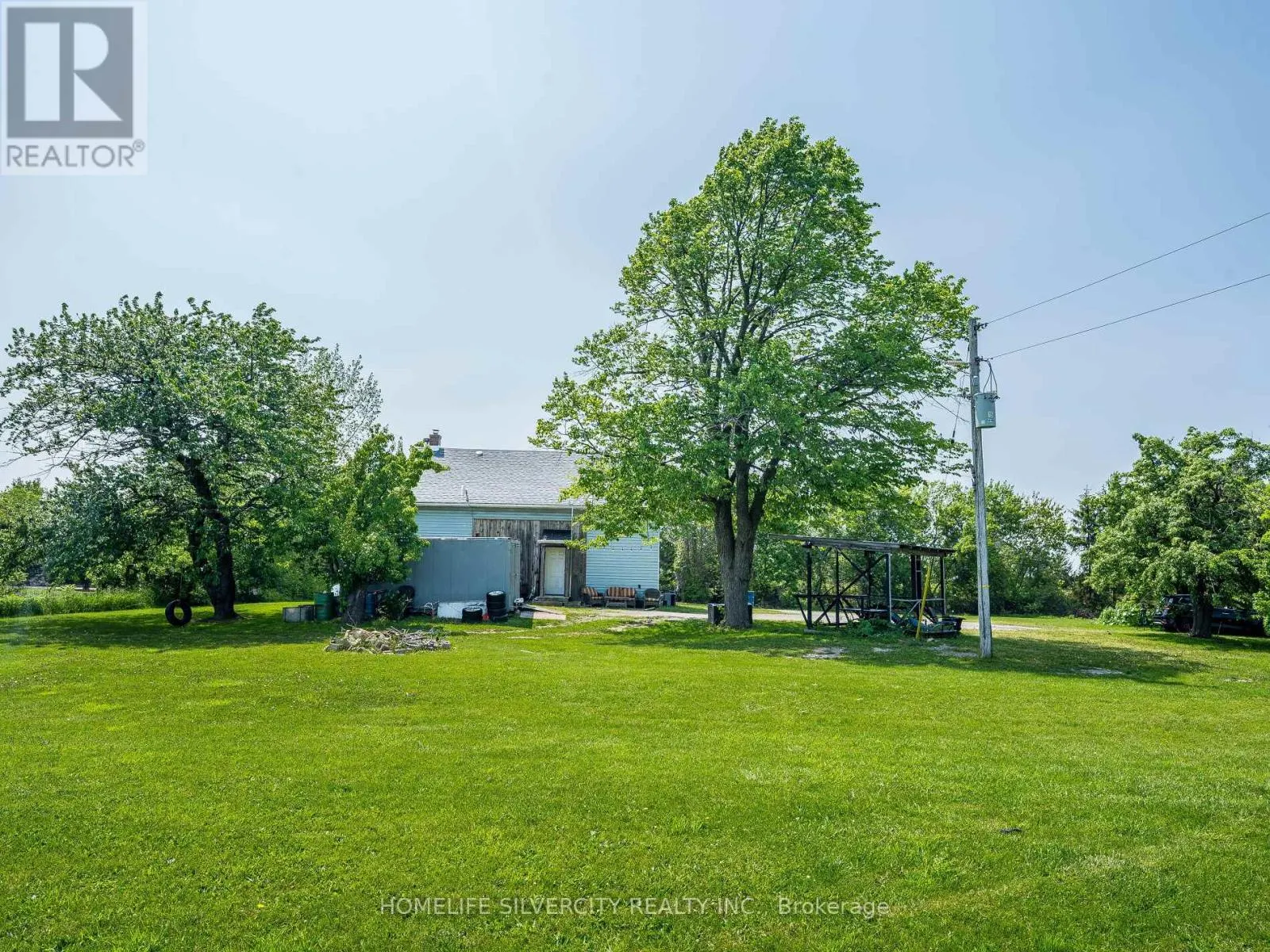 4613 N SERVICE ROAD