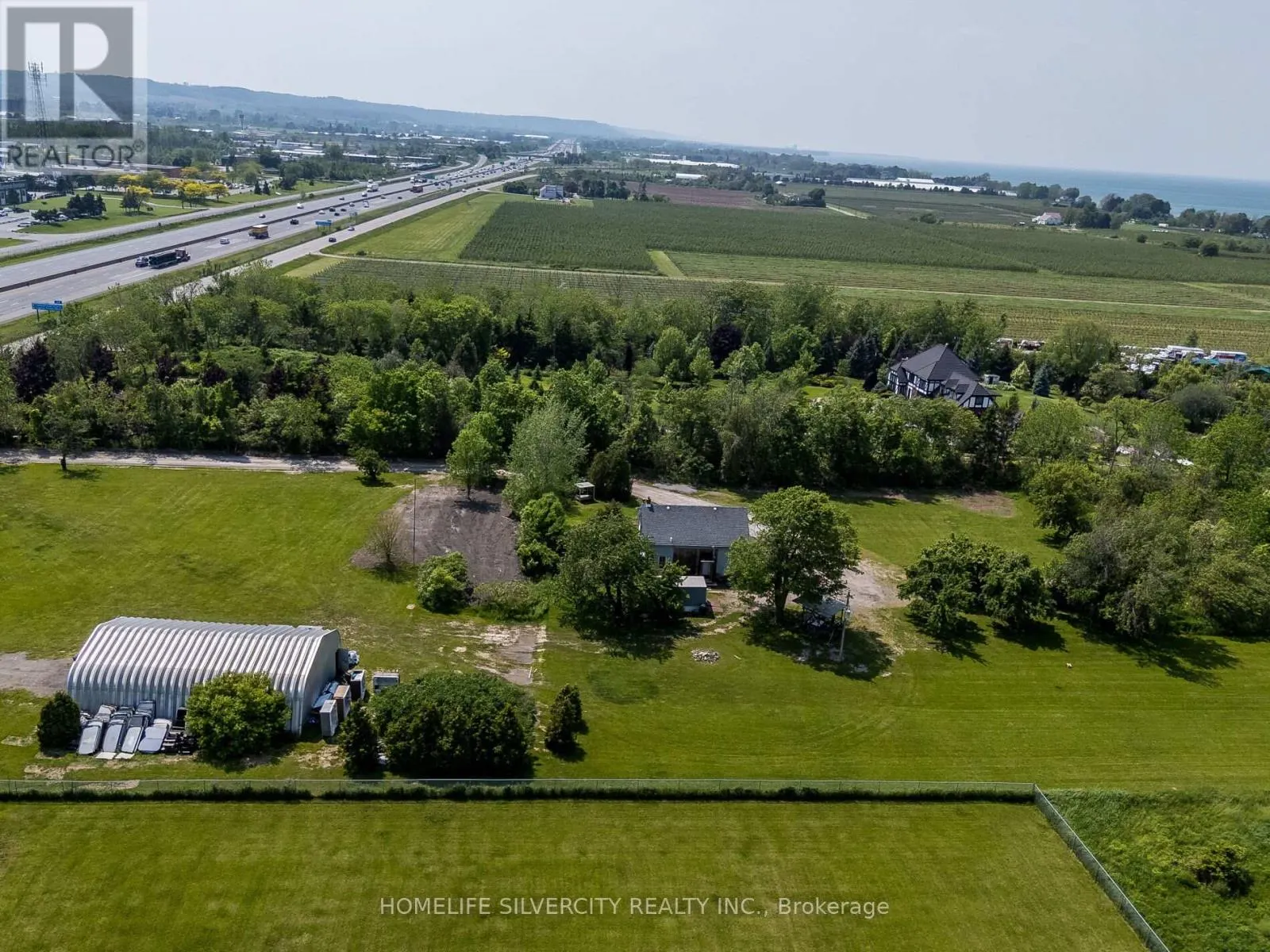 4613 N SERVICE ROAD
