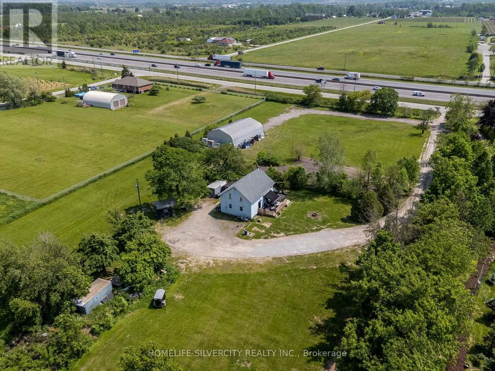 4613 N SERVICE ROAD