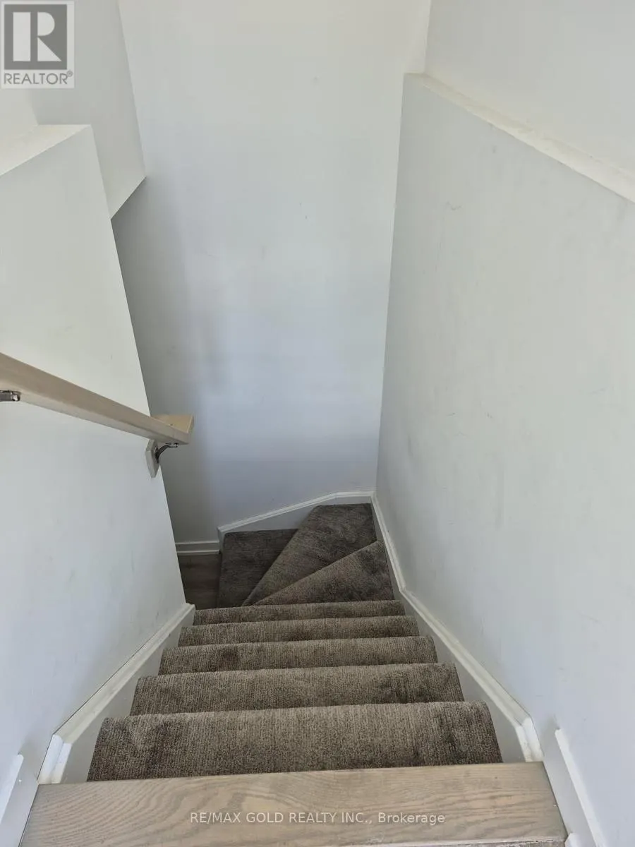 812 - 4263 FOURTH AVENUE