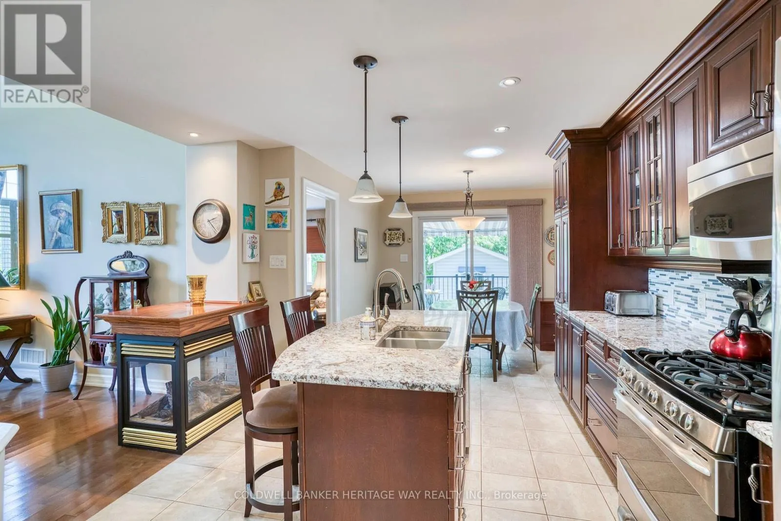 34 WILLOW SHORE WAY