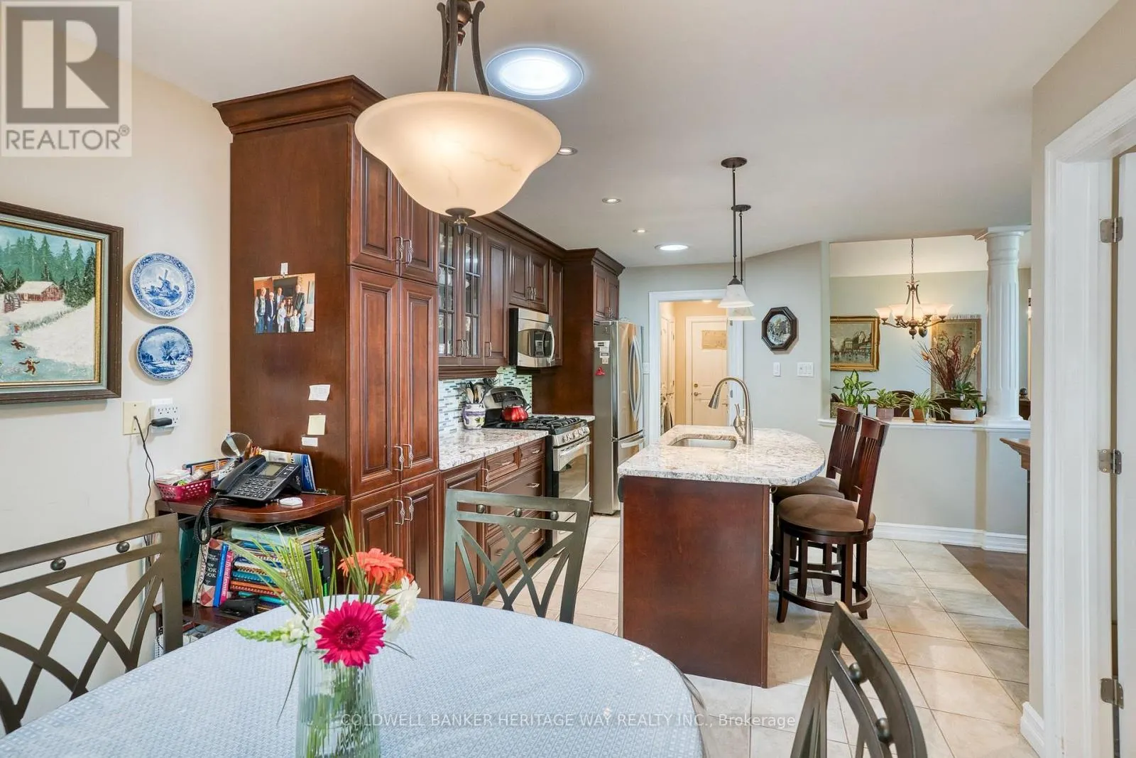 34 WILLOW SHORE WAY