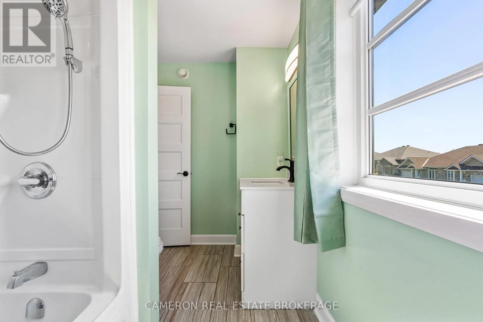 205 EASTPORT DRIVE