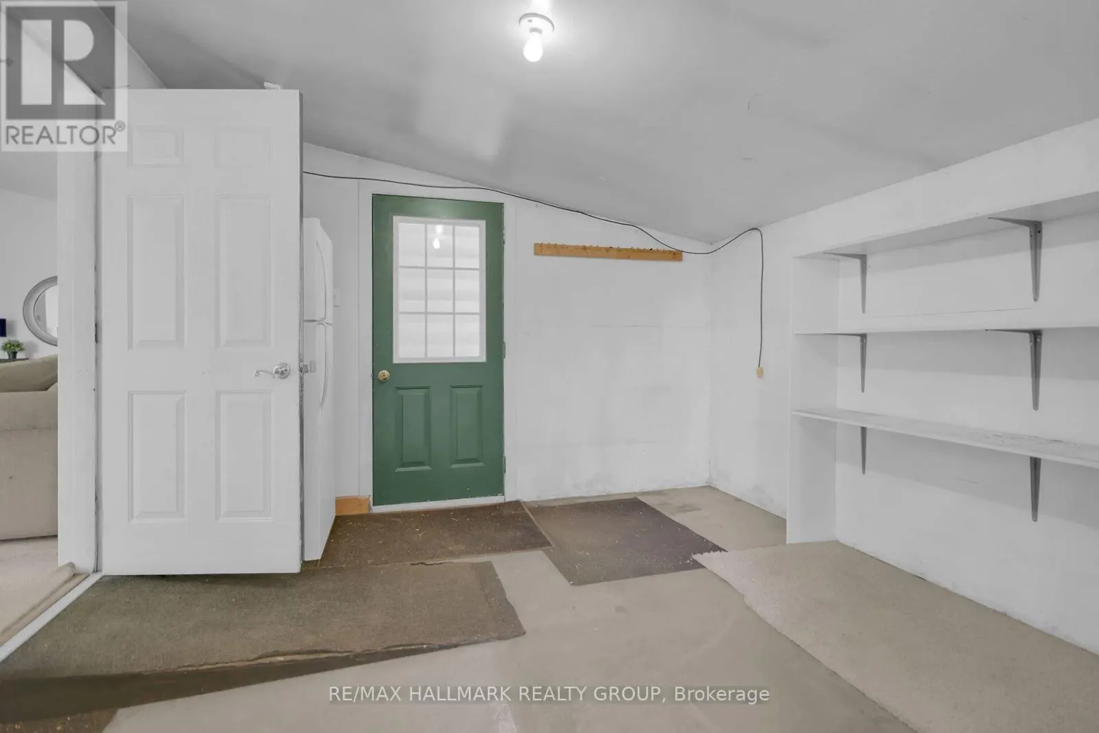 4240 CARP ROAD