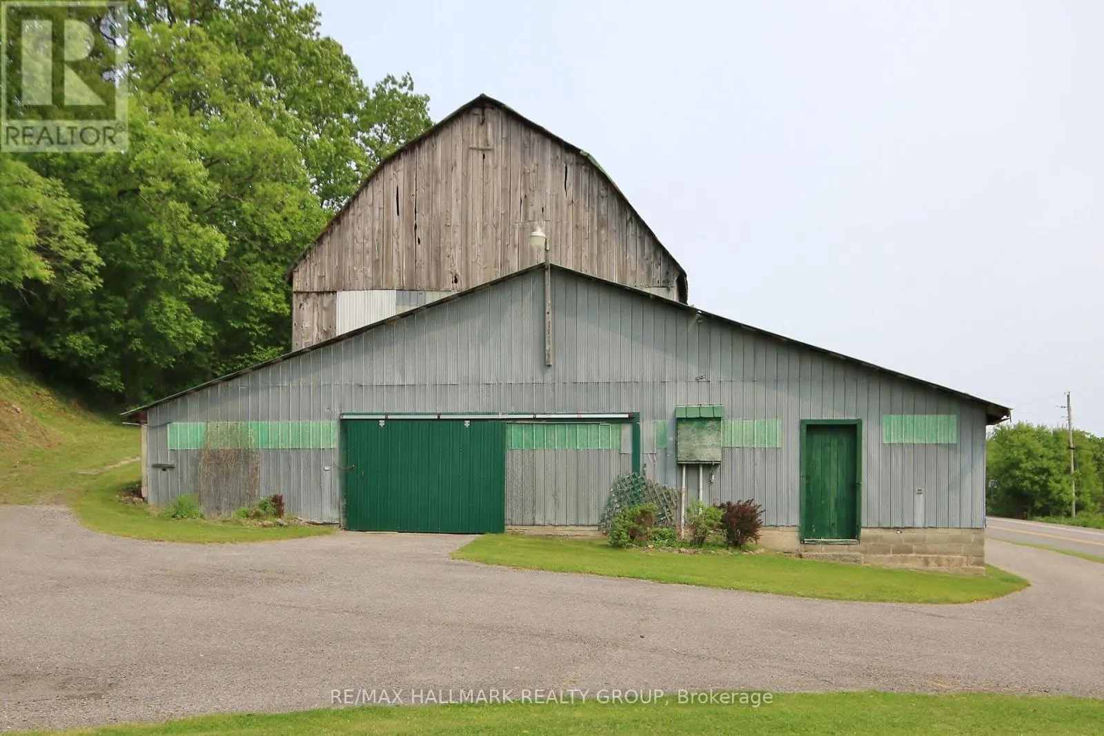 4240 CARP ROAD