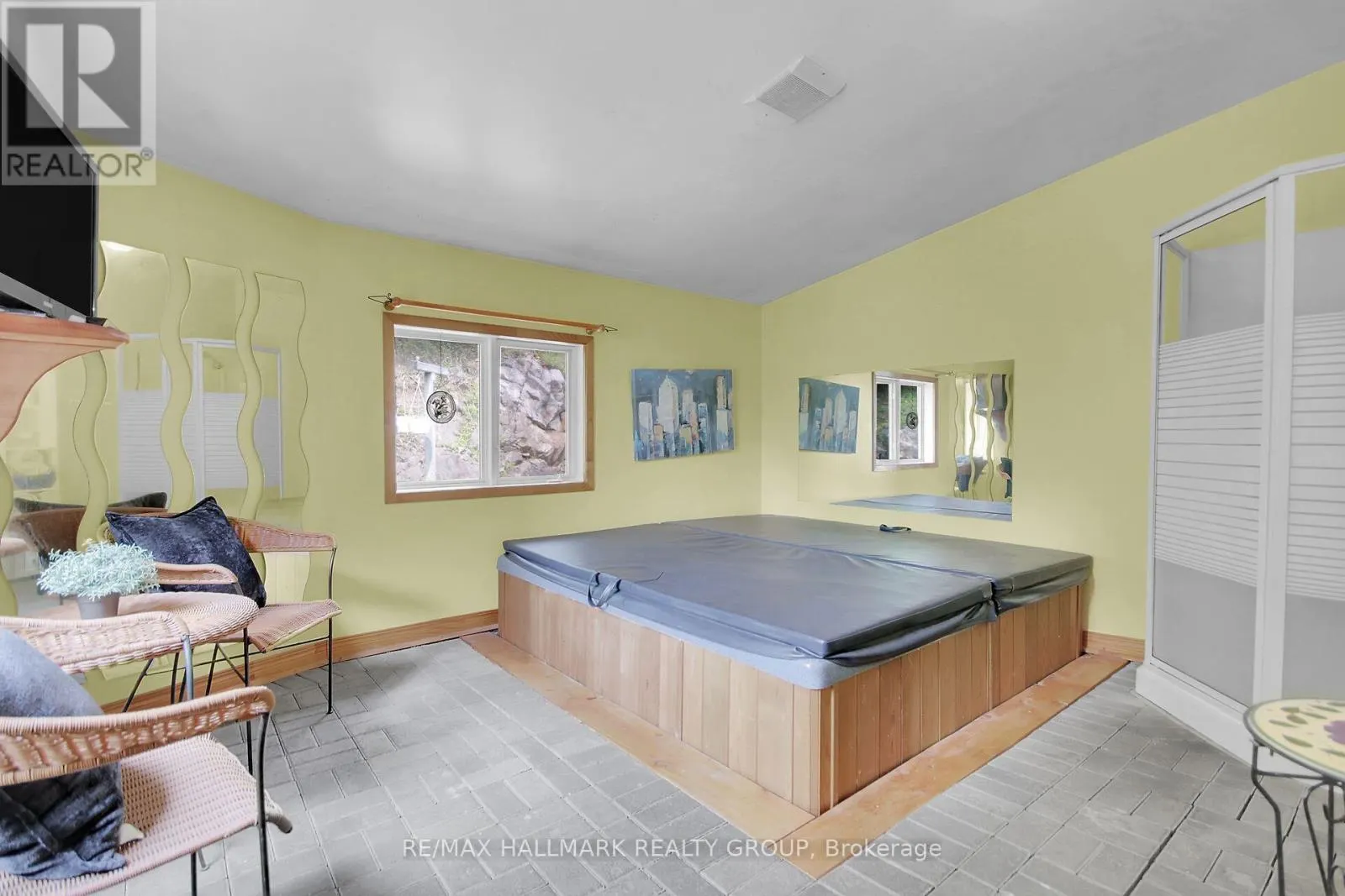 4240 CARP ROAD