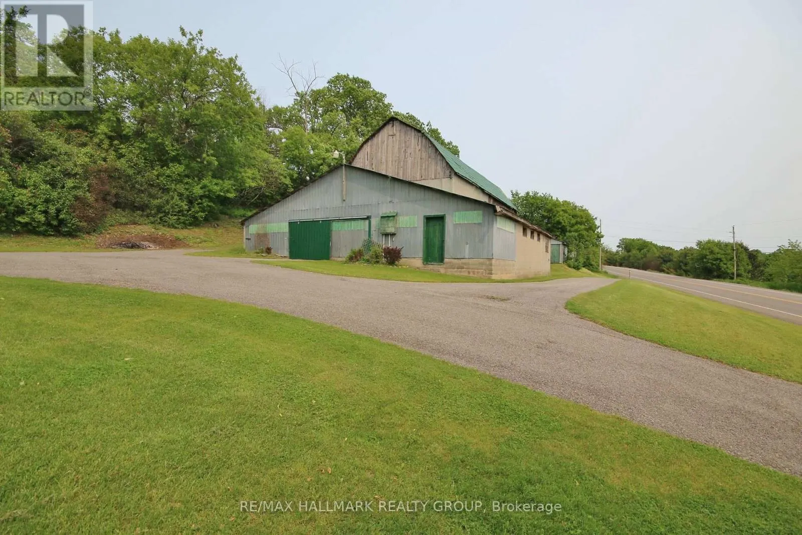 4240 CARP ROAD