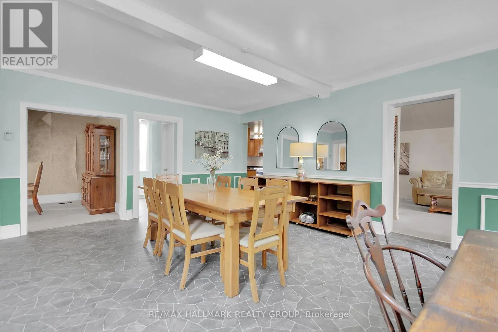 4240 CARP ROAD
