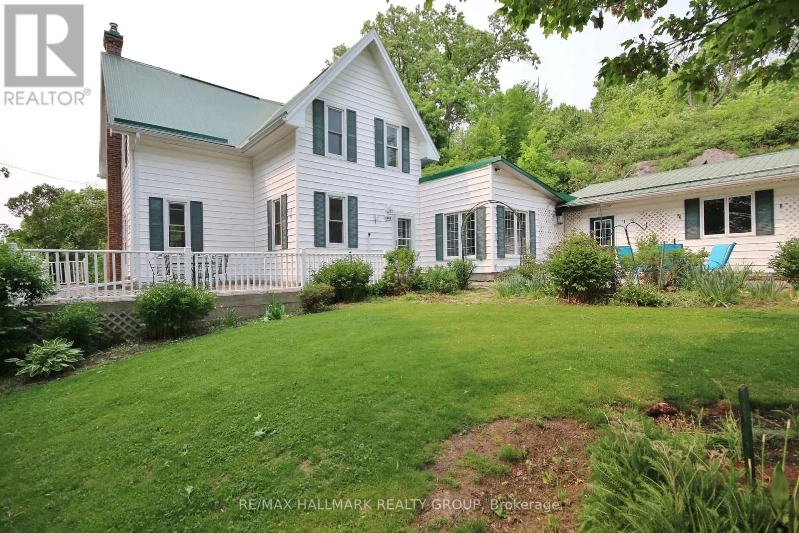 4240 CARP ROAD