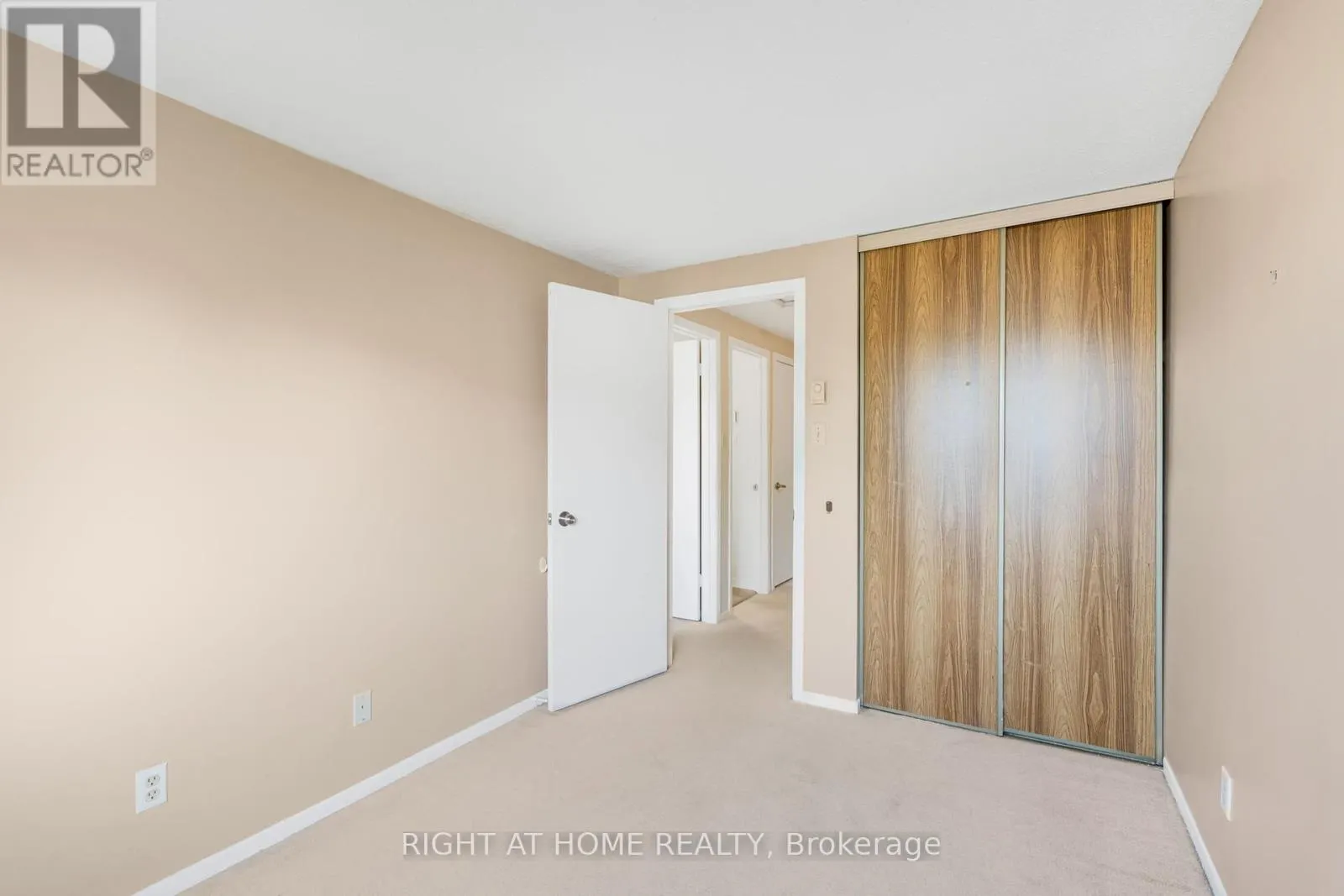 23D FORESTER CRESCENT