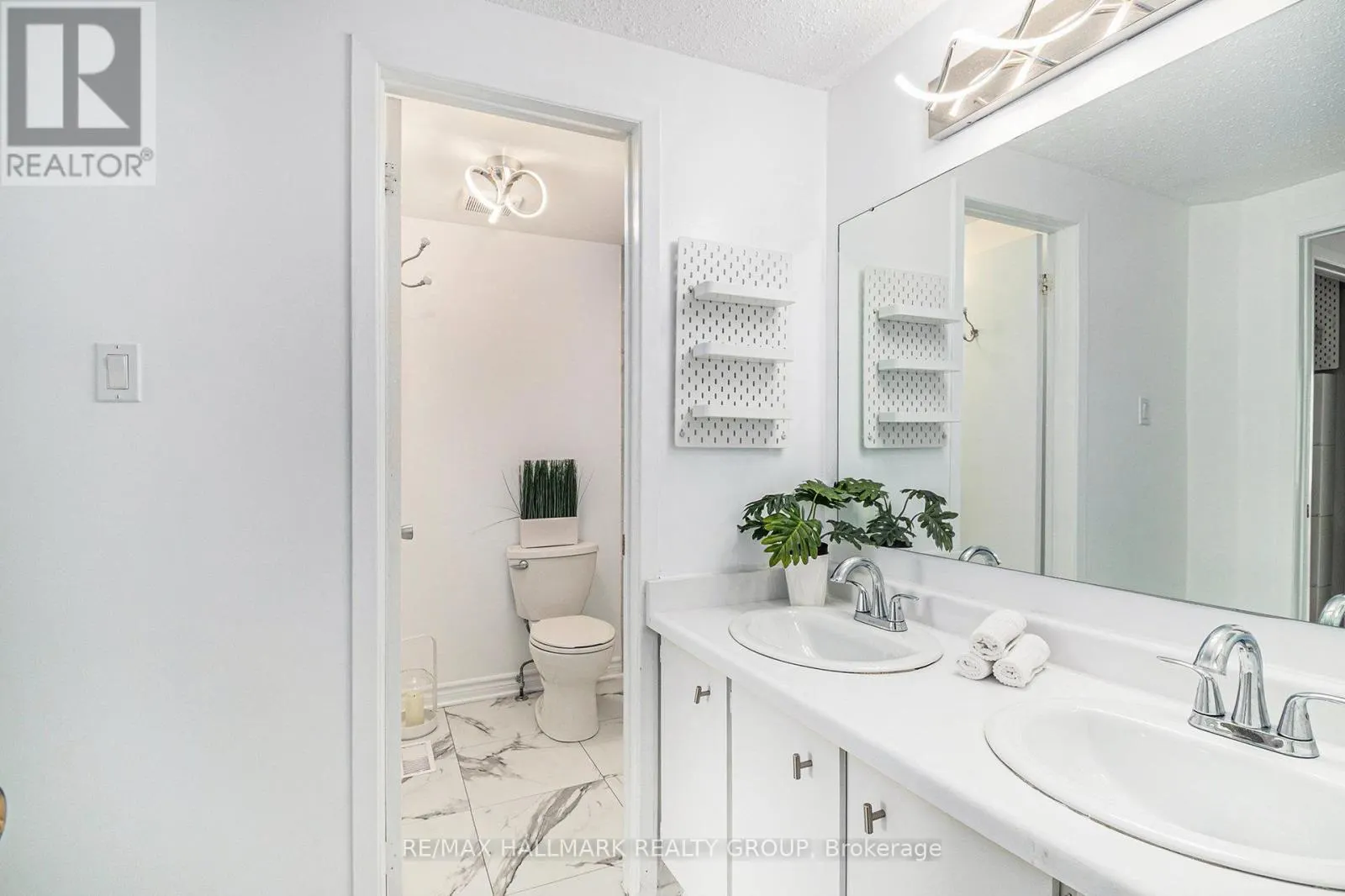 67 - 453 SANDHAMN PRIVATE