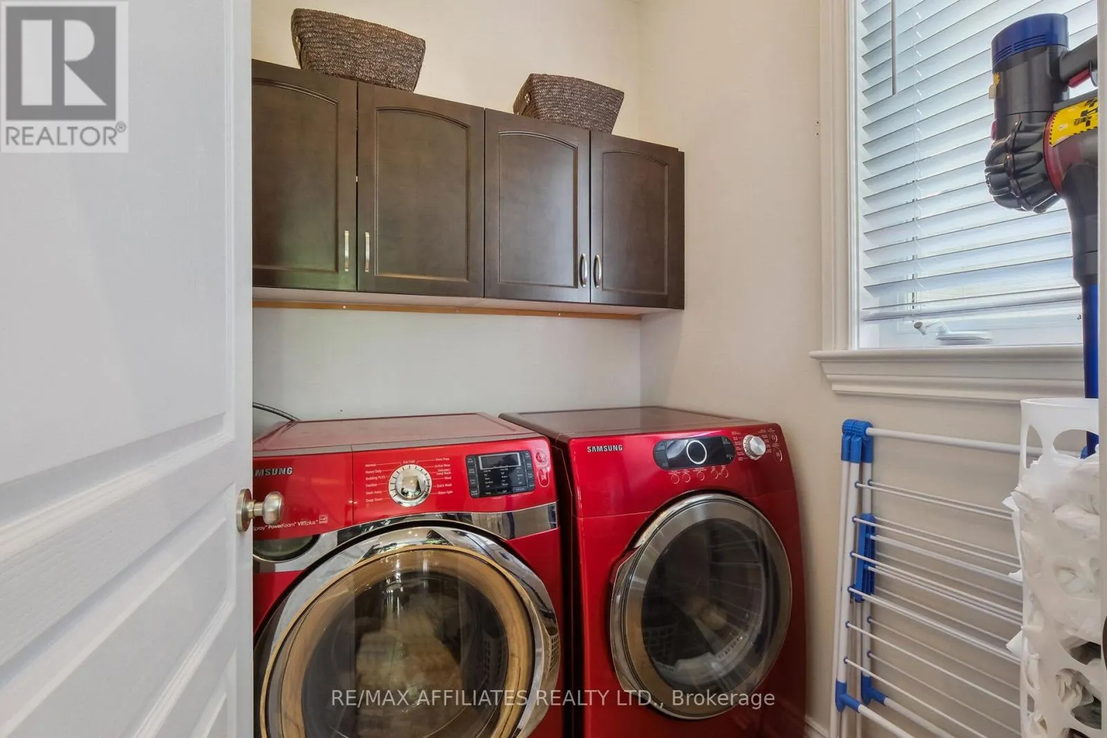 176 TOPAZE CRESCENT
