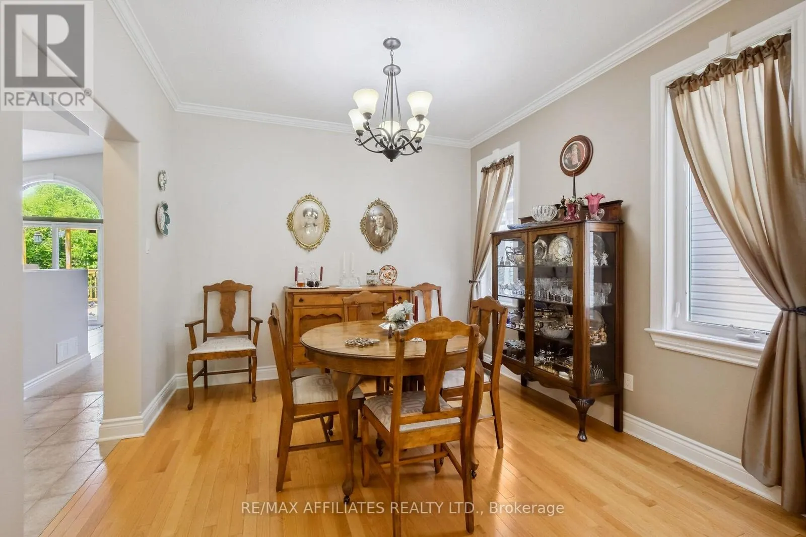 176 TOPAZE CRESCENT