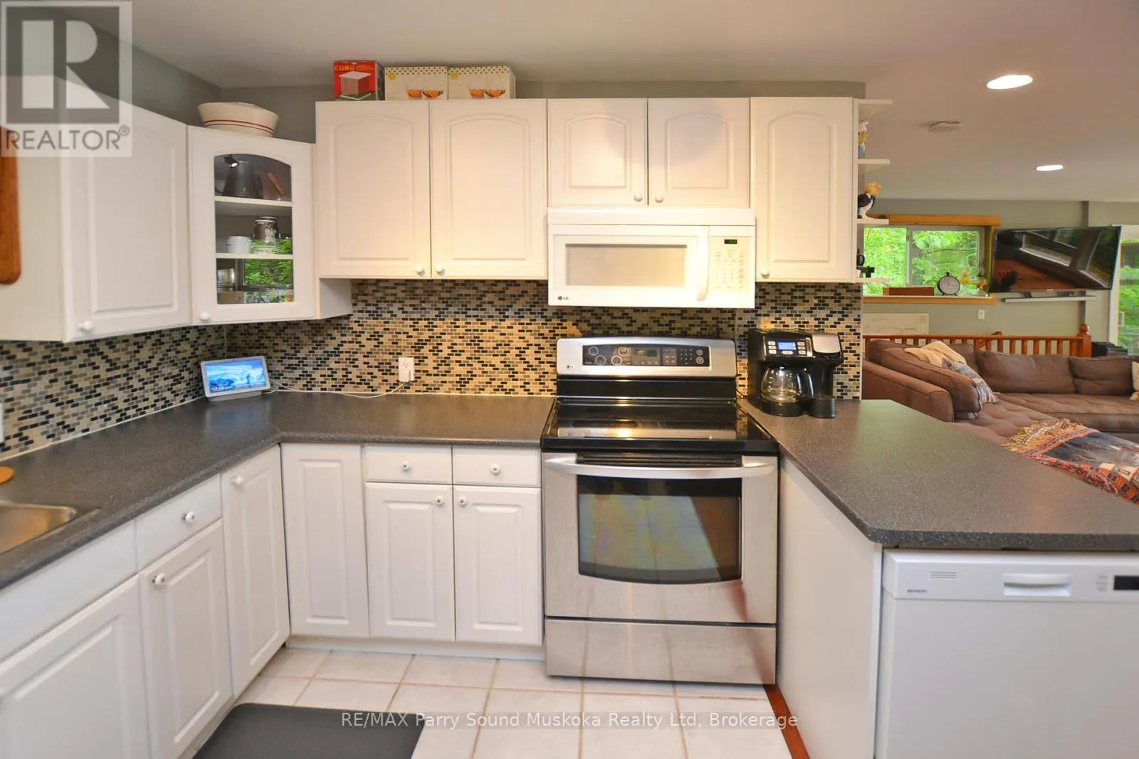 84 CAPTAIN ESTATES ROAD