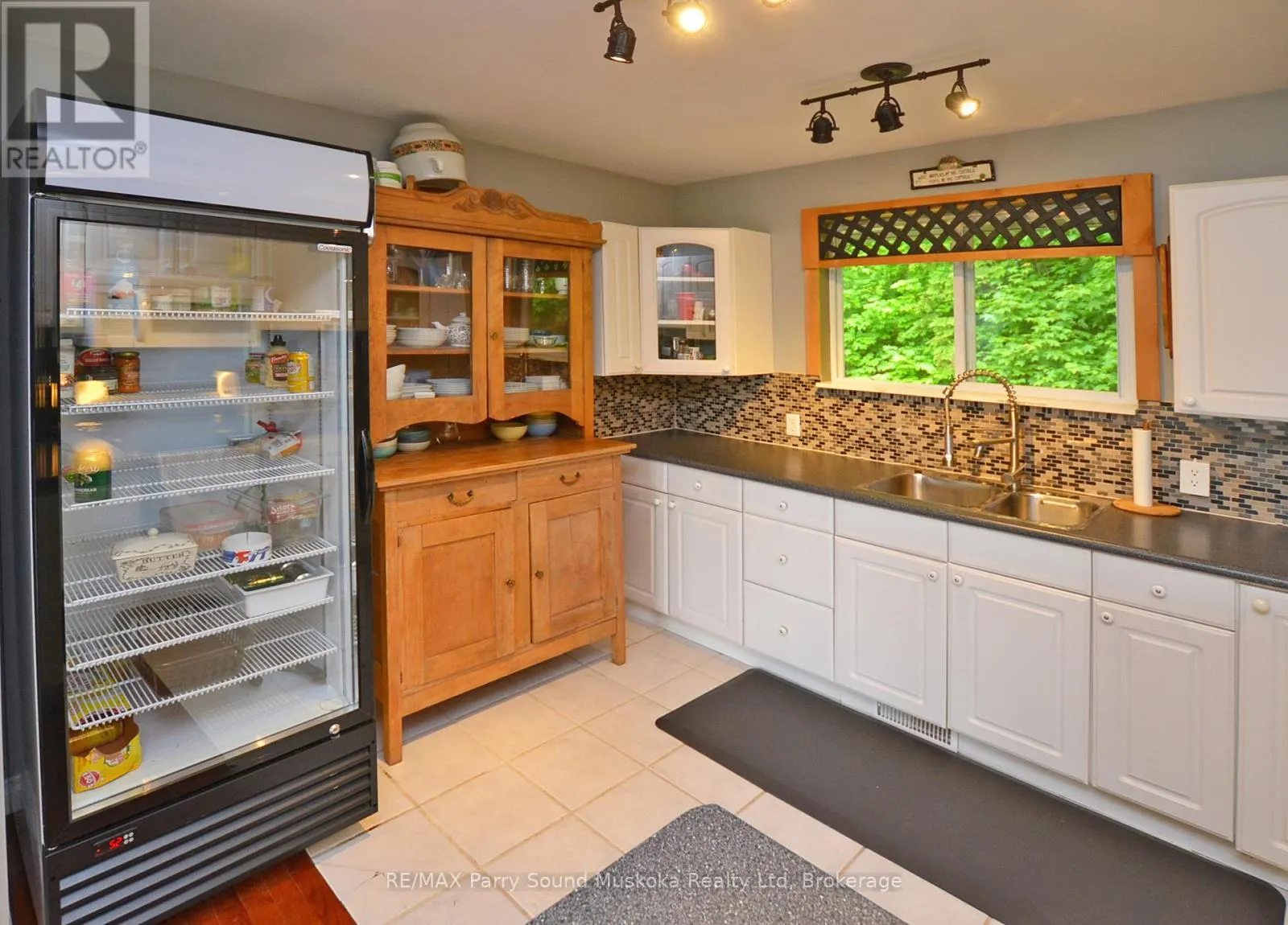 84 CAPTAIN ESTATES ROAD