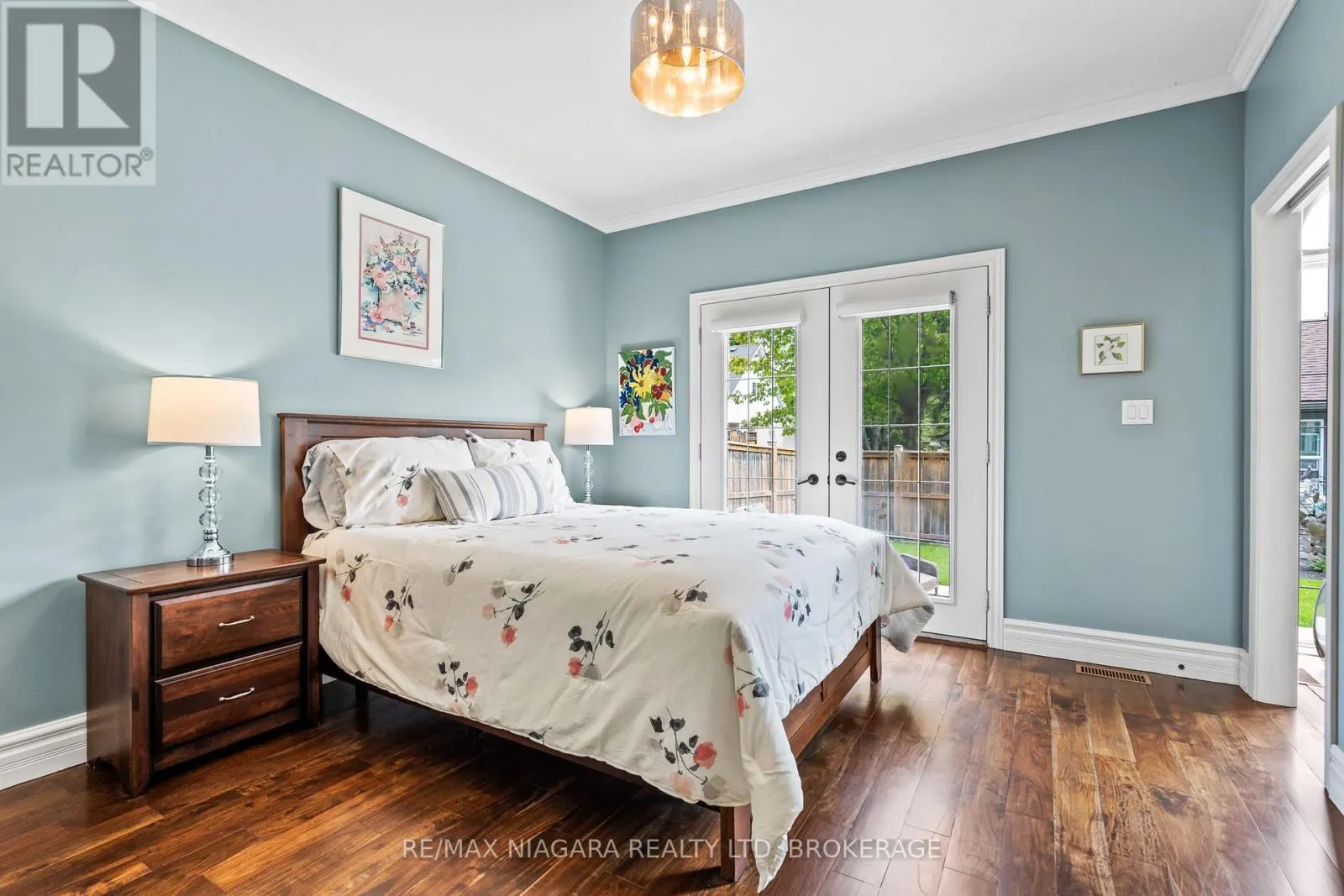 47 ROSEMOUNT AVENUE
