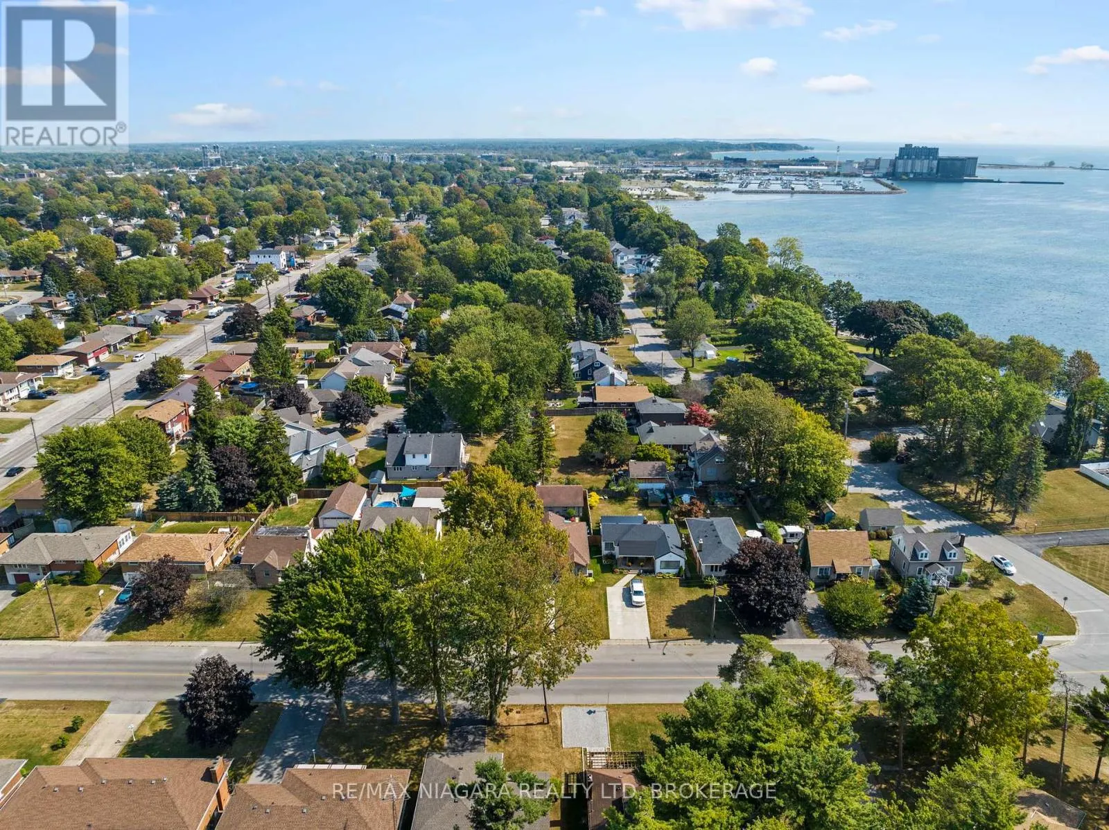 47 ROSEMOUNT AVENUE
