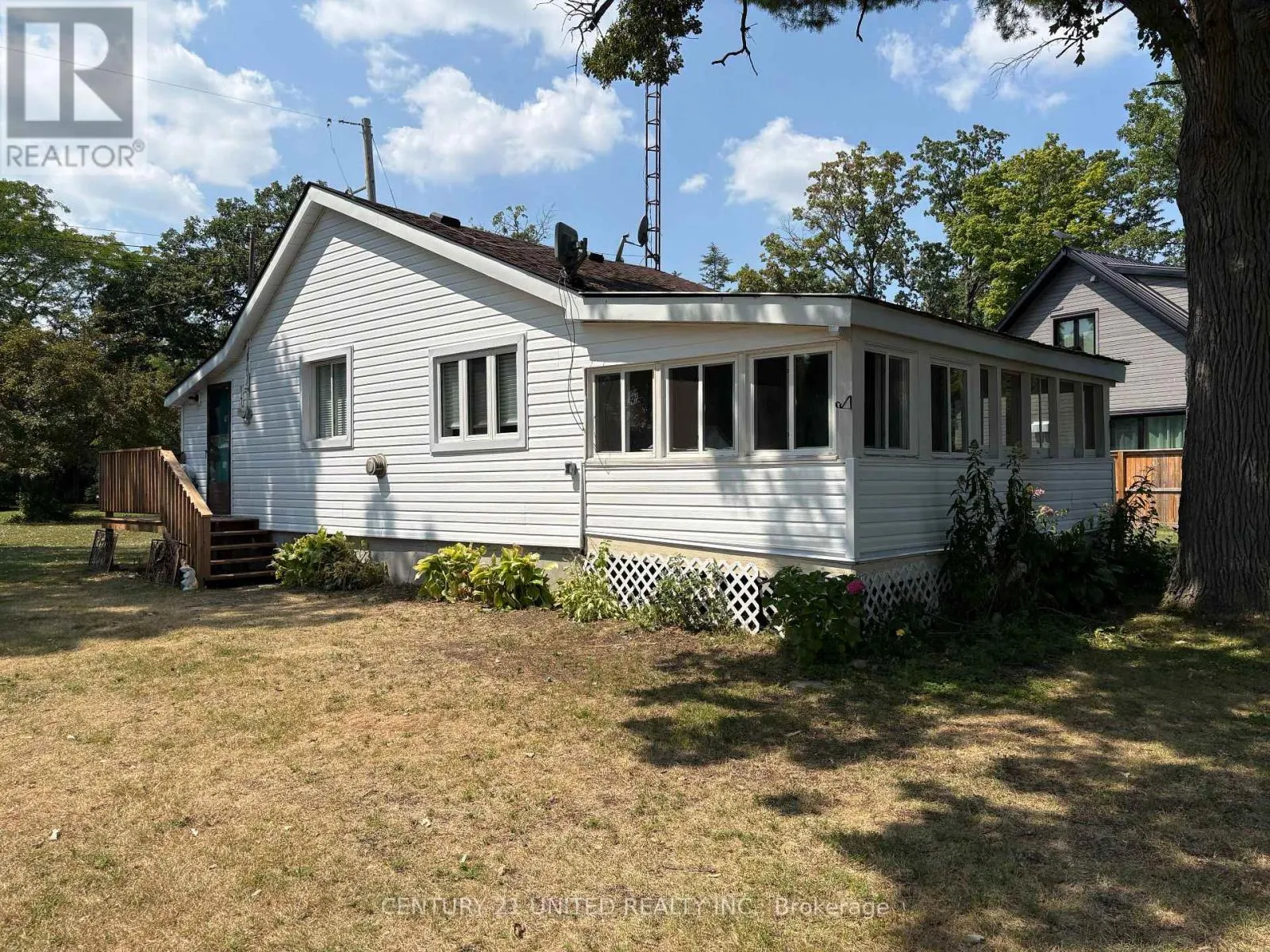 385 C PIKE LANE
