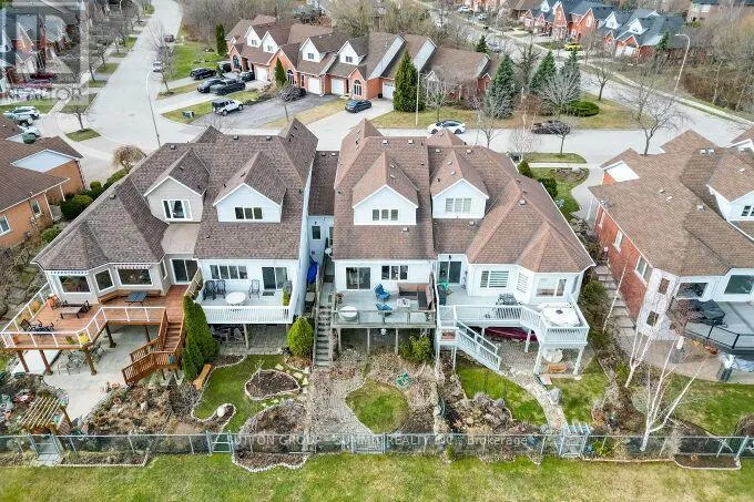 42 MORRISON CRESCENT