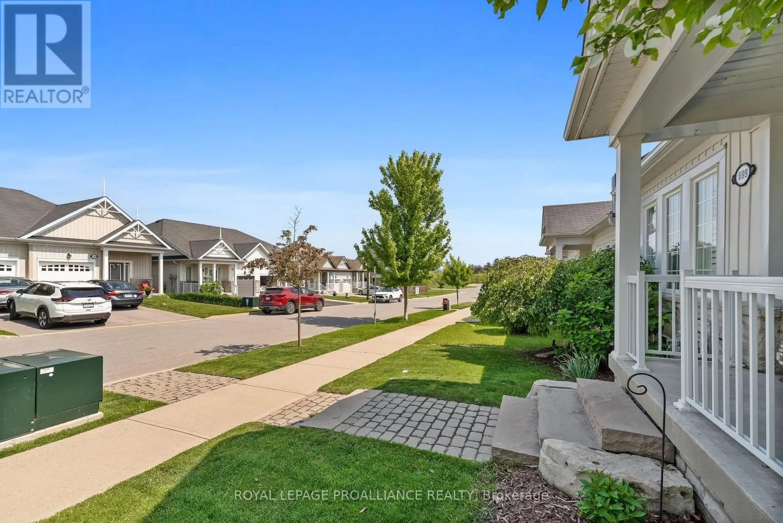 699 HENDERSON DRIVE
