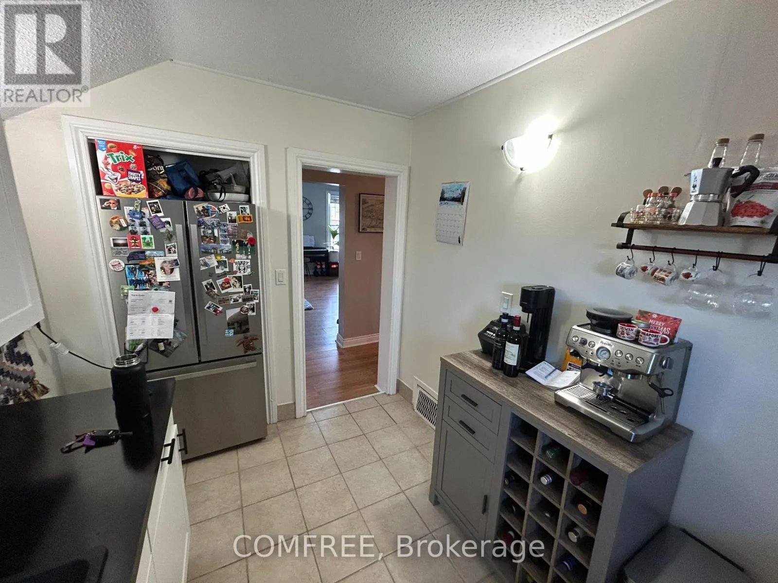 463 DIVISION STREET