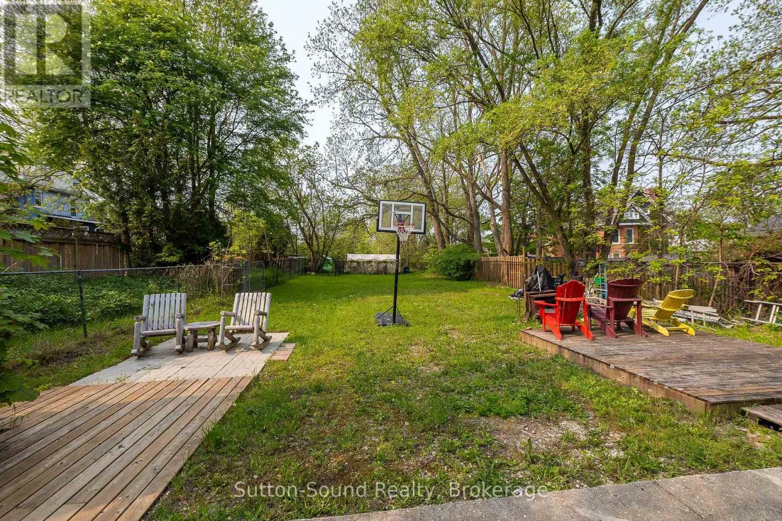 351 14TH STREET E