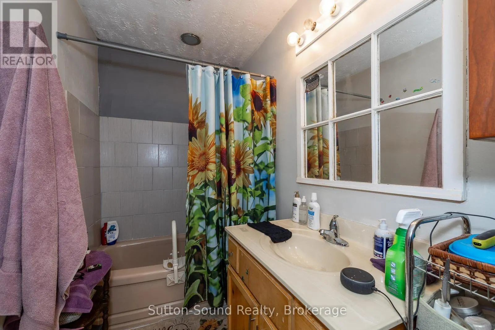 351 14TH STREET E