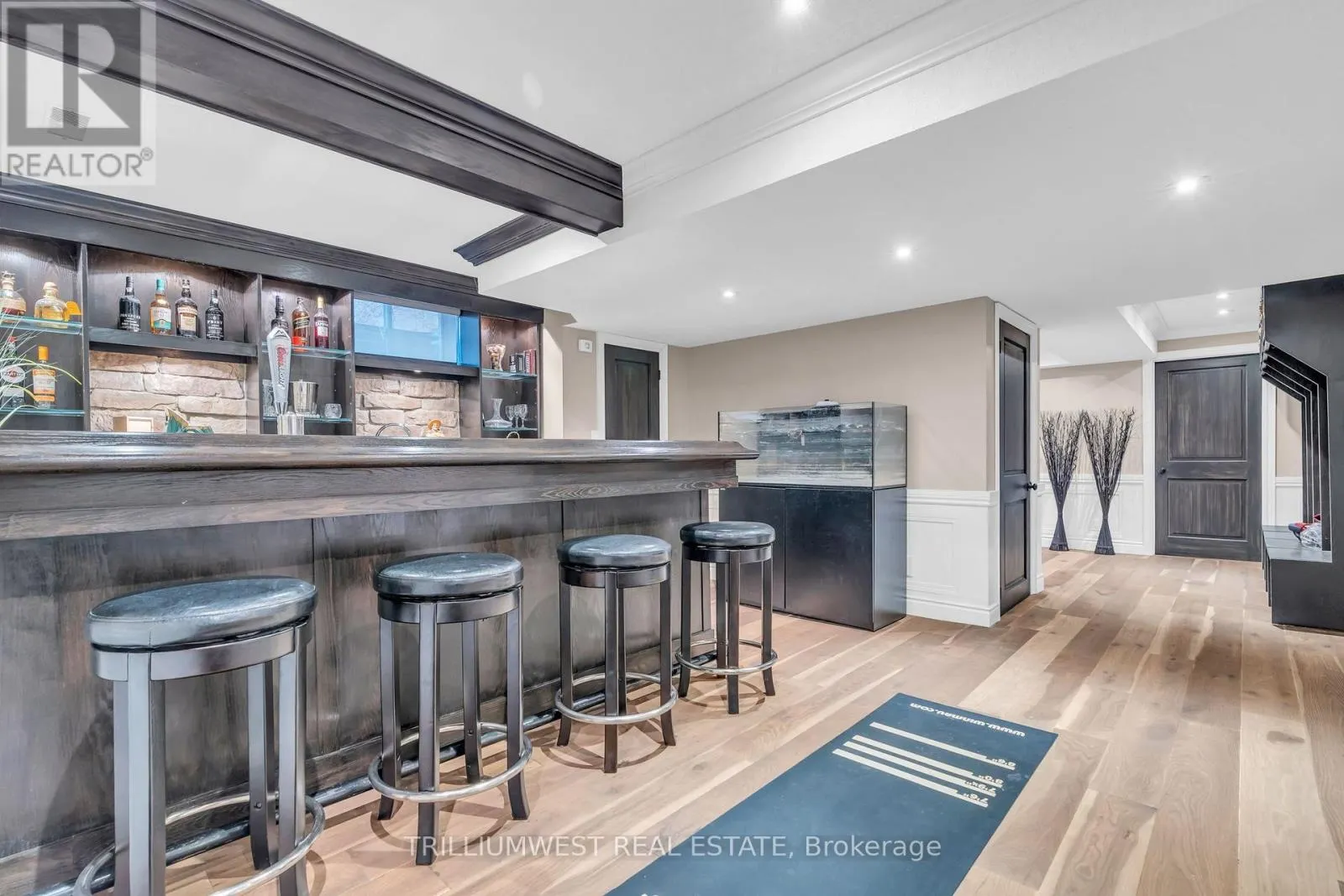 31 COOPERSHAWK STREET