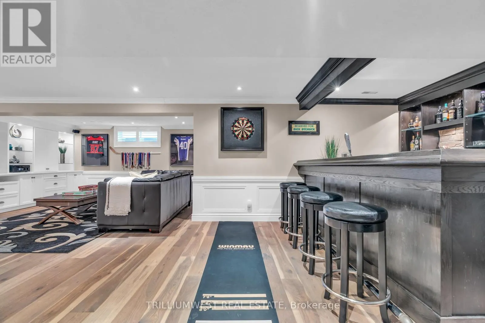 31 COOPERSHAWK STREET