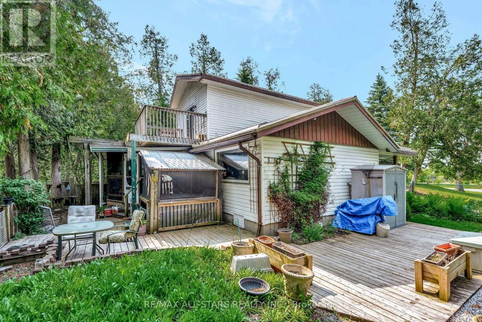 14 WYCHWOOD DRIVE E