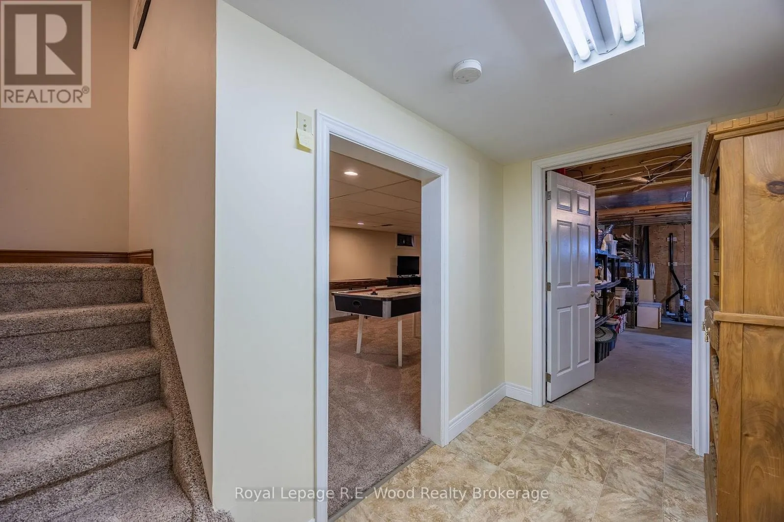 44 DEMEYERE AVENUE