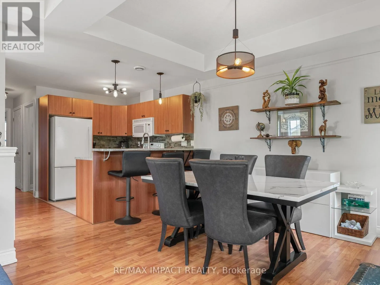 103 - 845 SMITH ROAD, #103