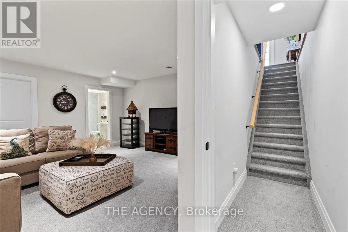 302 - 5 WOOD HAVEN DRIVE