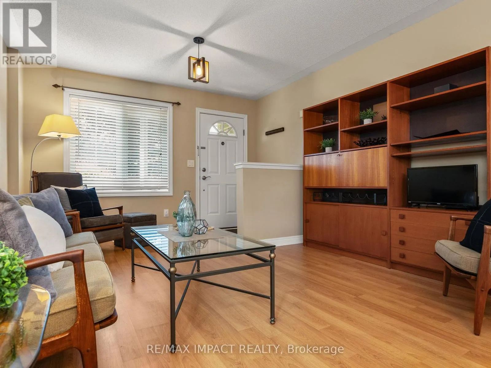 244 RUTTAN TERRACE