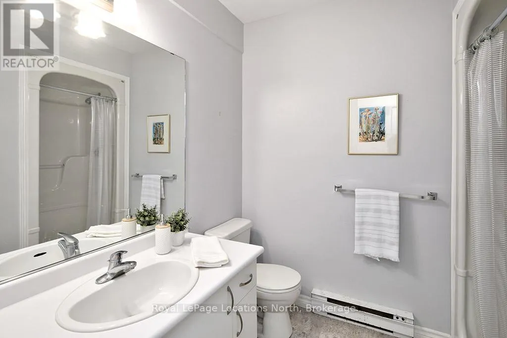 146 - 150 VICTORIA STREET S, #146
