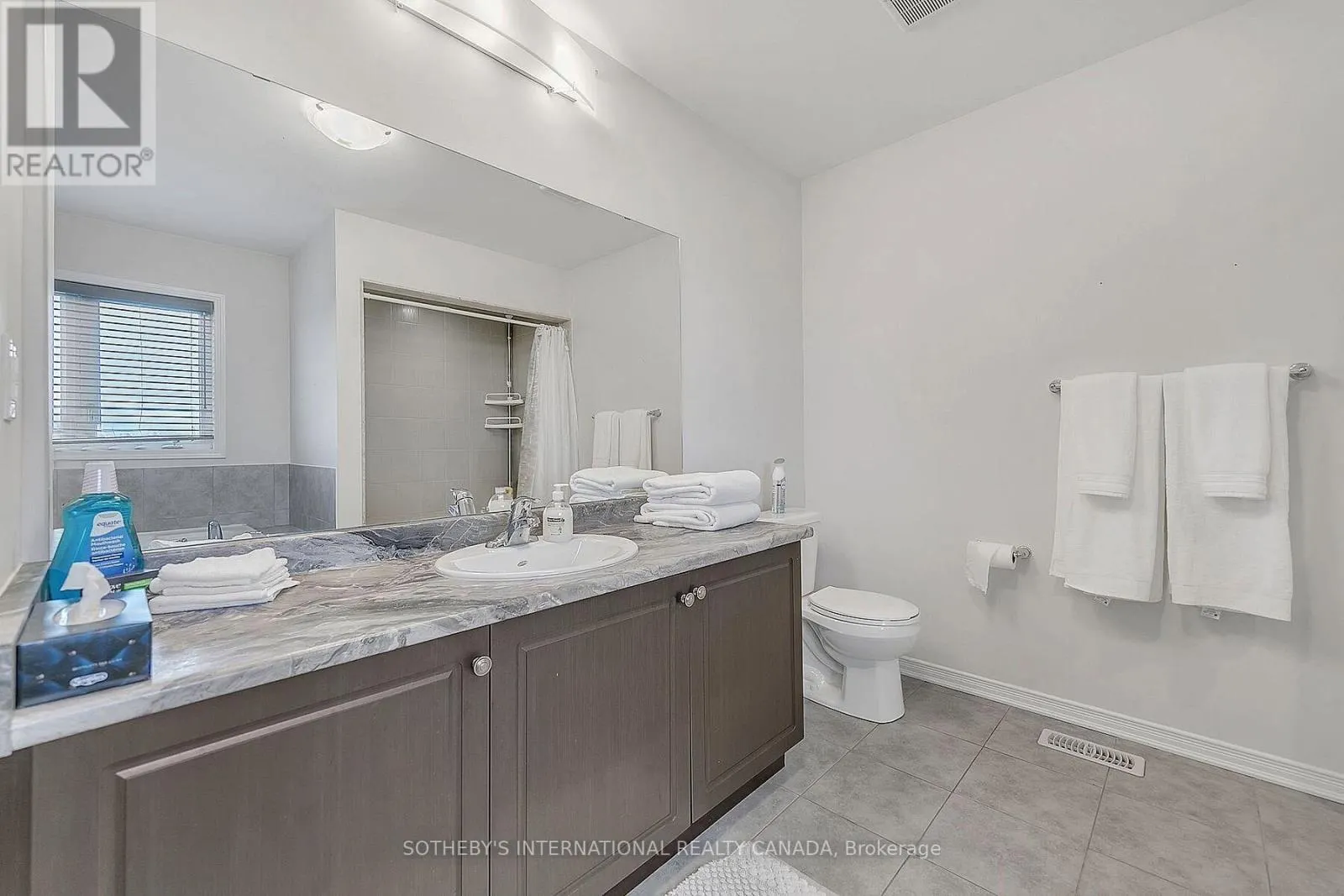 238 DOLMAN STREET