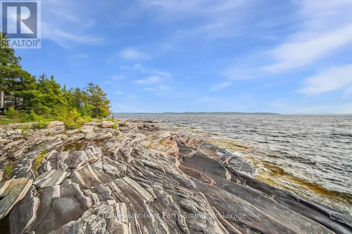 1 THREE TREE ISLAND