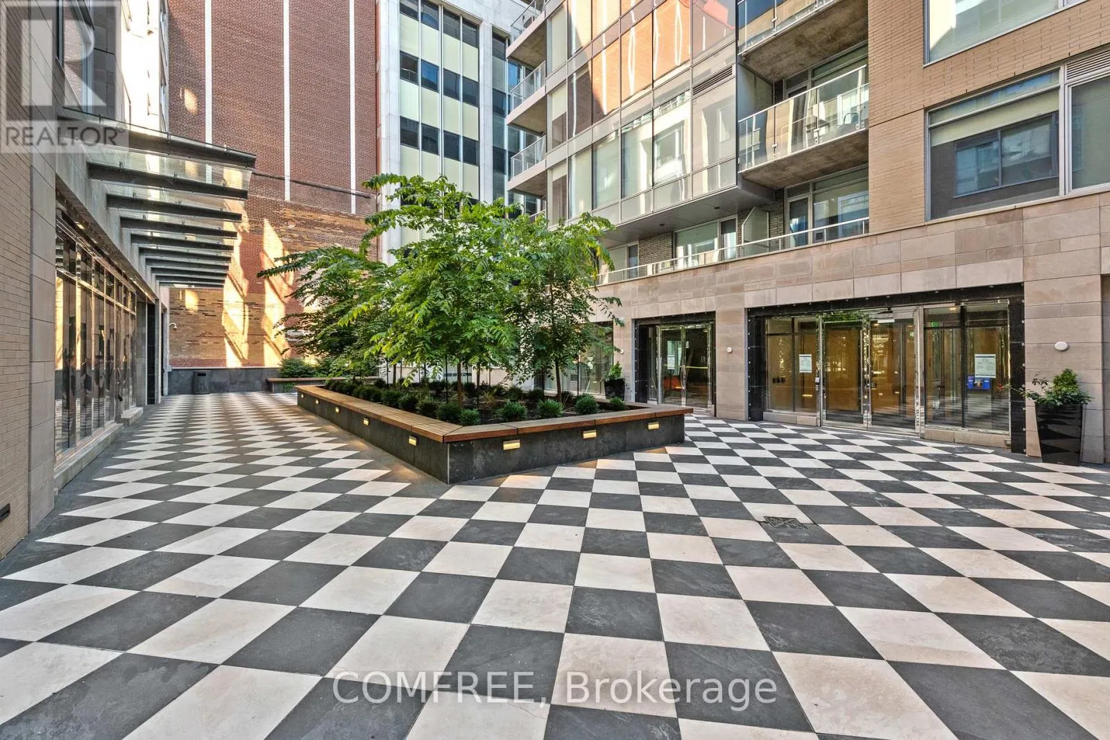 1603 - 101 QUEEN STREET