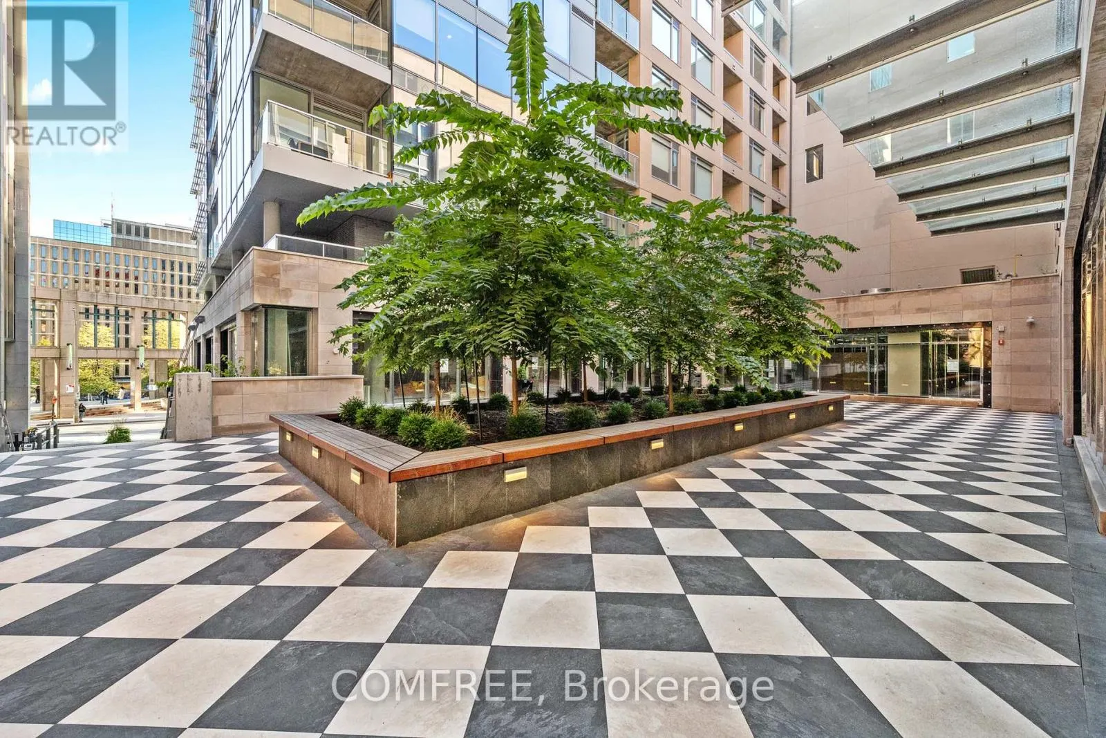 1603 - 101 QUEEN STREET