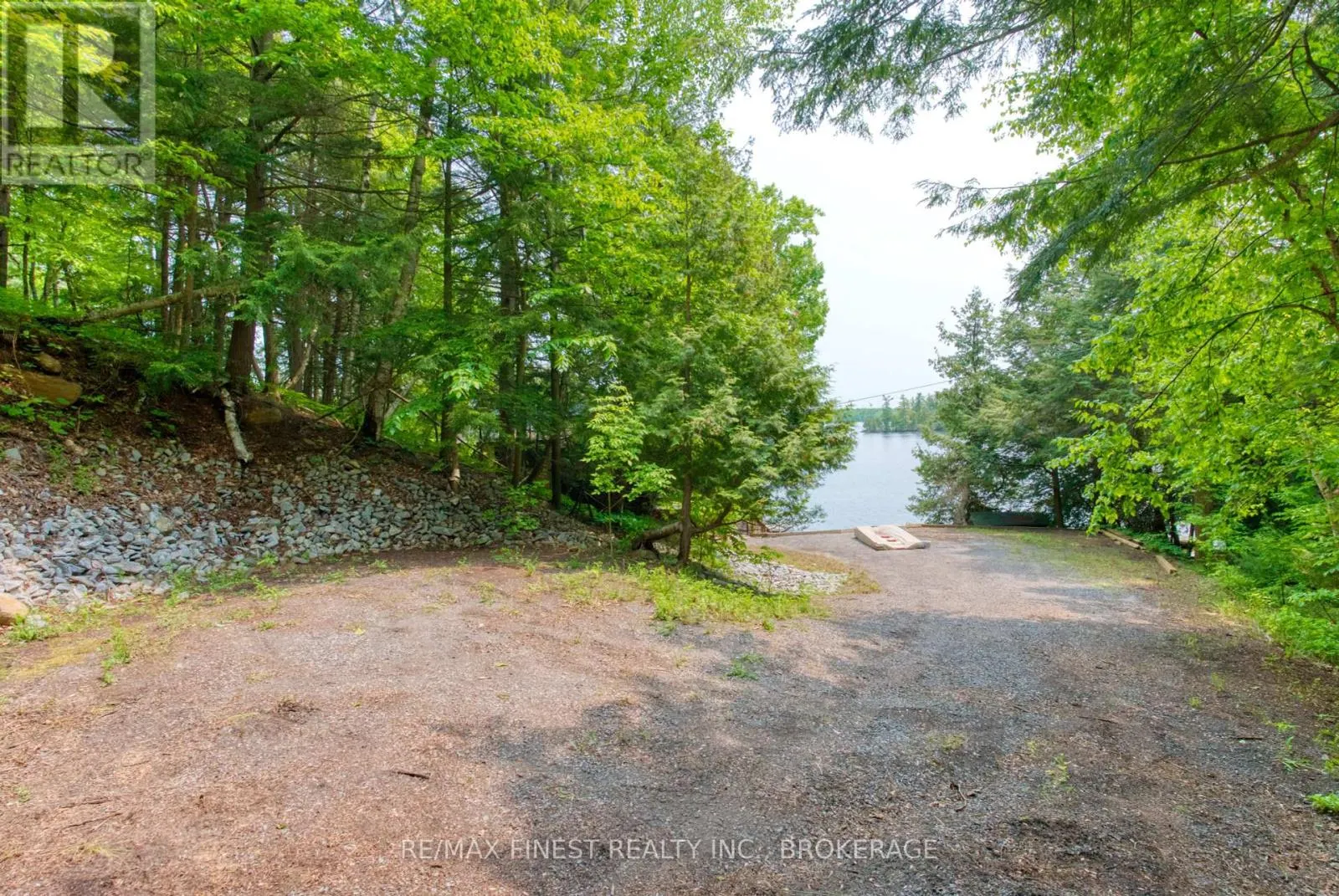 1140B POINT LANE