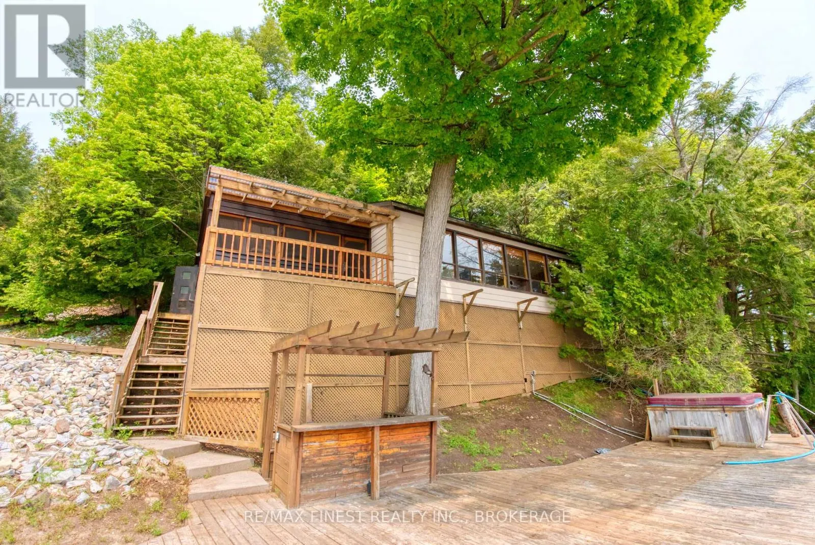 1140B POINT LANE