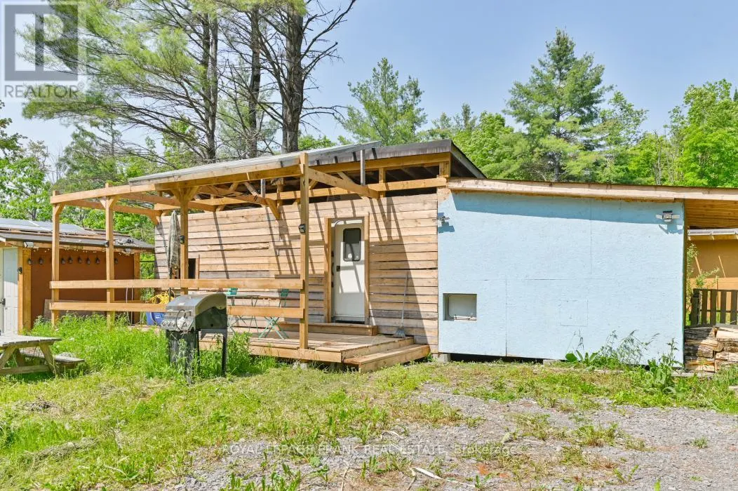 4 WOLF LAKE ROAD