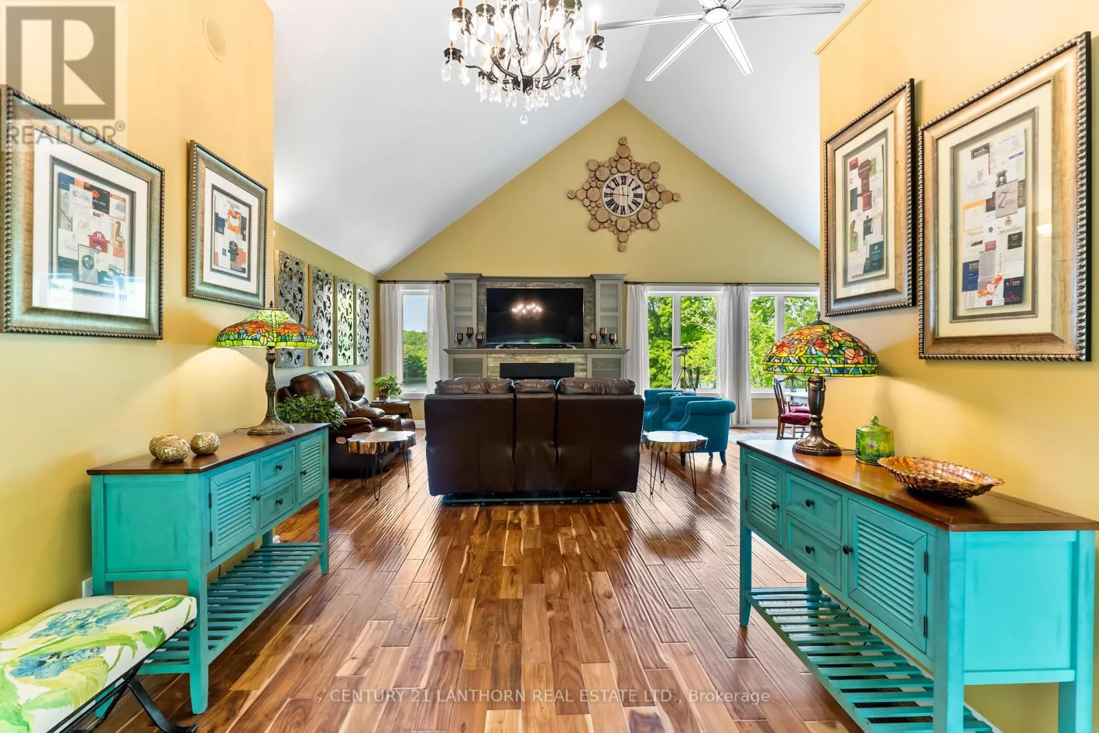 32 FOREST BREEZE LANE