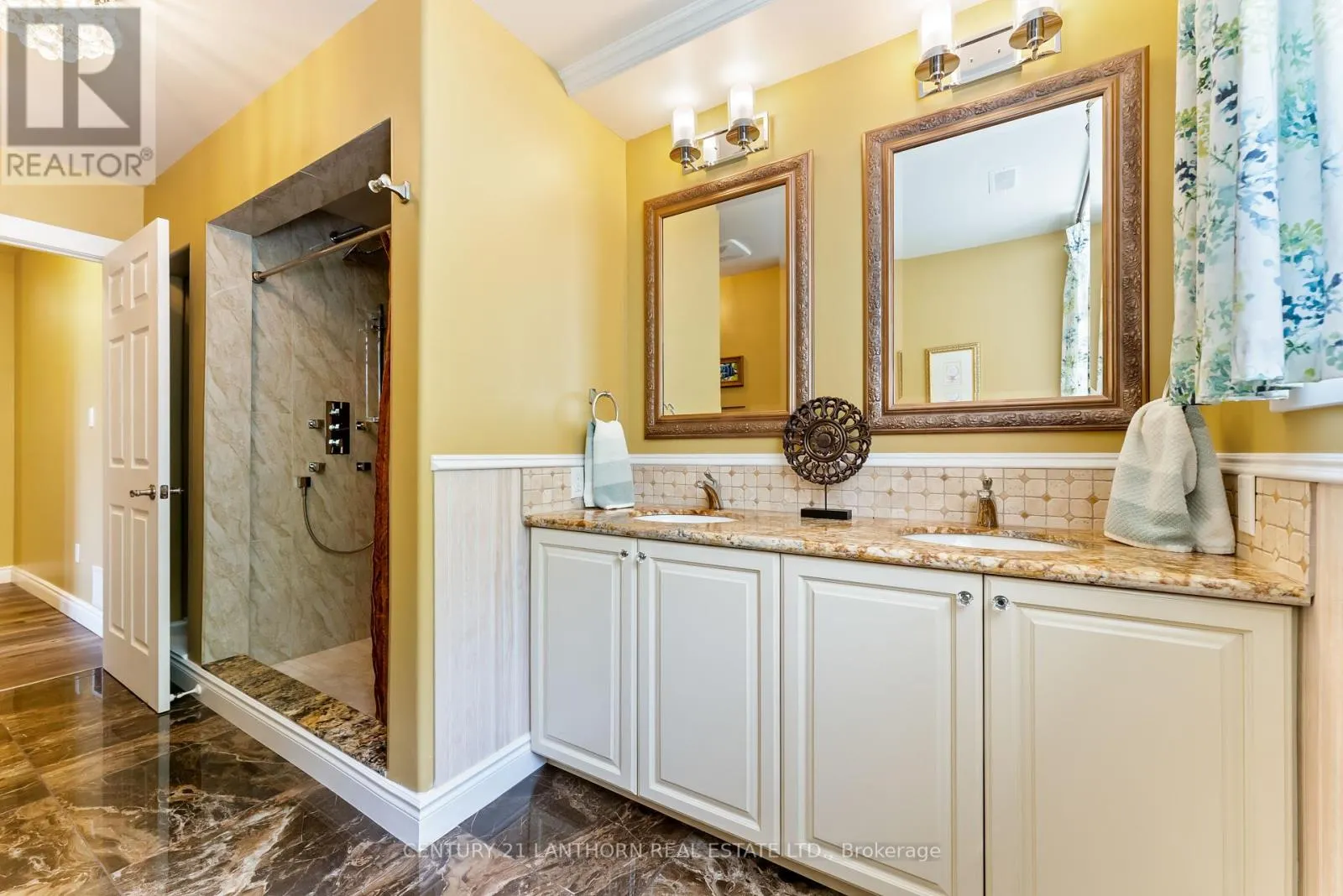 32 FOREST BREEZE LANE