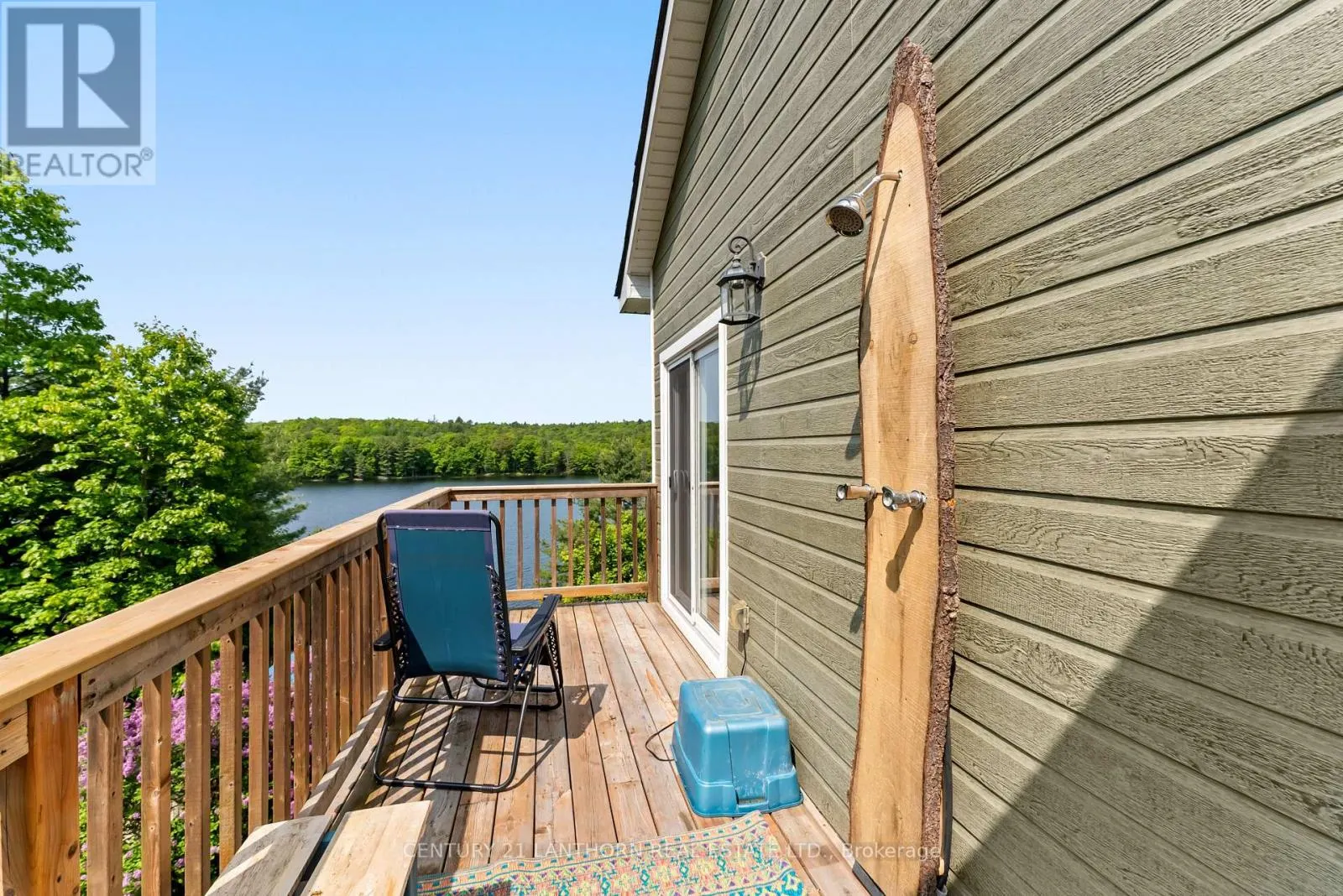 32 FOREST BREEZE LANE