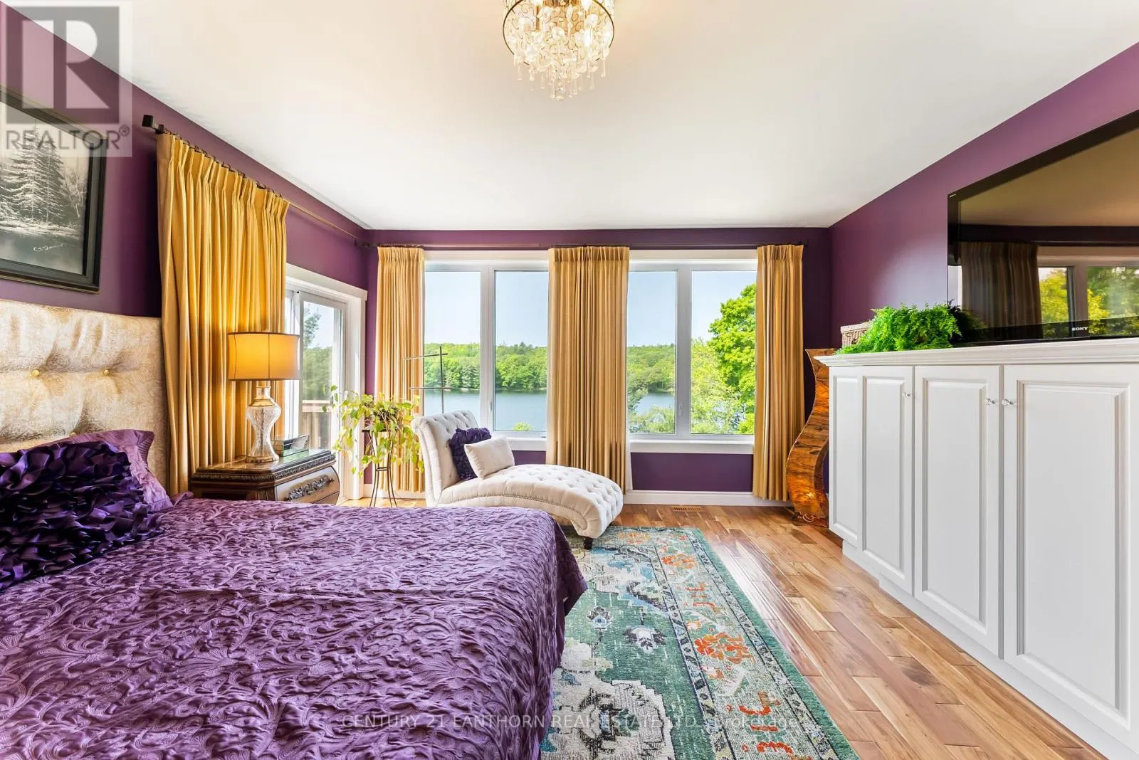 32 FOREST BREEZE LANE